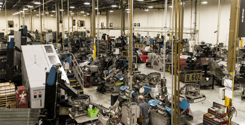 Vista aérea del almacén de producción de sujetadores Optimas en Wood Dale, Illinois